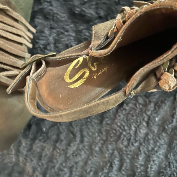 New sandals widen size 8 - Picture 3 of 3